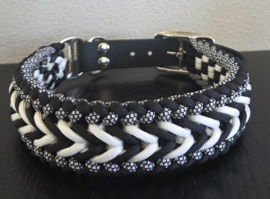 Paracord halsband zwart/witte maat L
