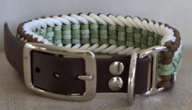 Paracord halsband groen bruin maat M