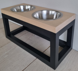 Houten honden voerbak Balou maat M Schors 22,5 cm hoog