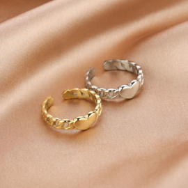 RING CHAINED HEART - ZILVER