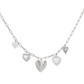 BEDELKETTING LOTS OF HEARTS - ZILVER