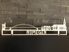 Skyline Nijmegen hout wit , 40cm
