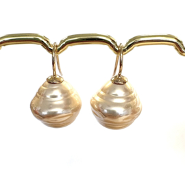 Barok parel oorbellen licht goud/goud