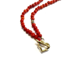 Ketting koraal met hart slot