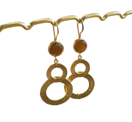 Oorbellen gouden cirkels cateye stone bruin