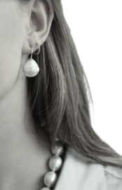 Barok parel oorbellen goud/goud