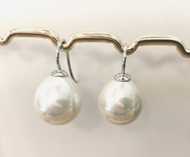 Classic pearl earrings white/silver