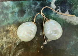 Vermeer parel oorbellen pastel turquoise /goud