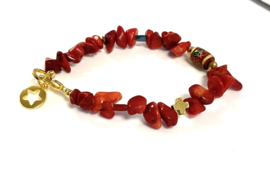 Armband natuursteen Koraalrood en bloem