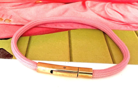Armband paracord smal roze rosegoud