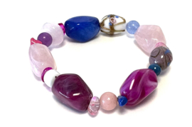 Armband kralen mix acryl/natuursteen kobalt/roze/paars