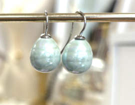 Vermeer parel oorbellen pastel turquoise zilver