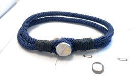 Heren armband blauw koord met schroef sluiting