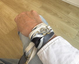 Bracelet shawl Hermes style silver