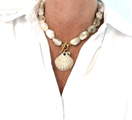 Ketting grote acrylkralen zand  keramiek schelp