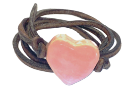 Armband leren veter met roze hart