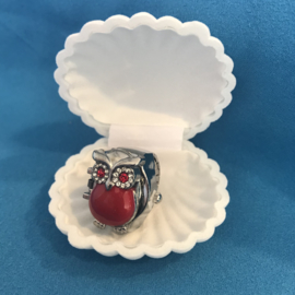 Ring uil rood