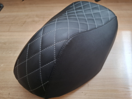 zwart met wit ruitmotief