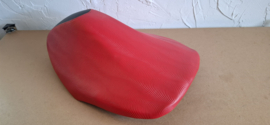 rood wave met zwarte voorkant