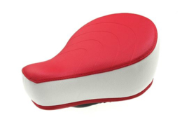 Zadel voor Puch Maxi - dikke versie - rood met wit en rode inscriptie PUCH