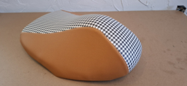 houndstooth met cognac