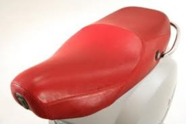 Zadel Vespa LX - origineel product - echt leder!! - rood