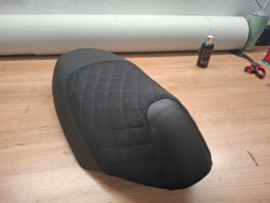 Vivacity (2008) Ruitjes patroon ALCANTARA