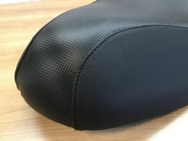 zwart met zwart carbon zitgedeelte