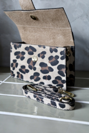 SUEDE PANTER TASJE