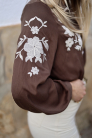 ELLA EMBROIDERY BLOUSE