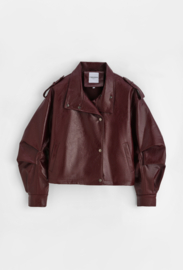 BURGUNDY LEATHER LOOK JACKET