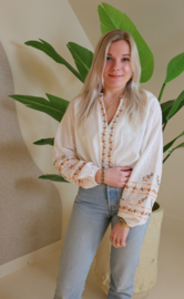 WHITE BLOOMY BLOUSE