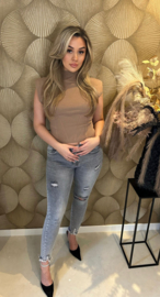 Ripped jeans