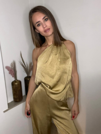 Lorense Carmel top gold