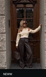Top June beige