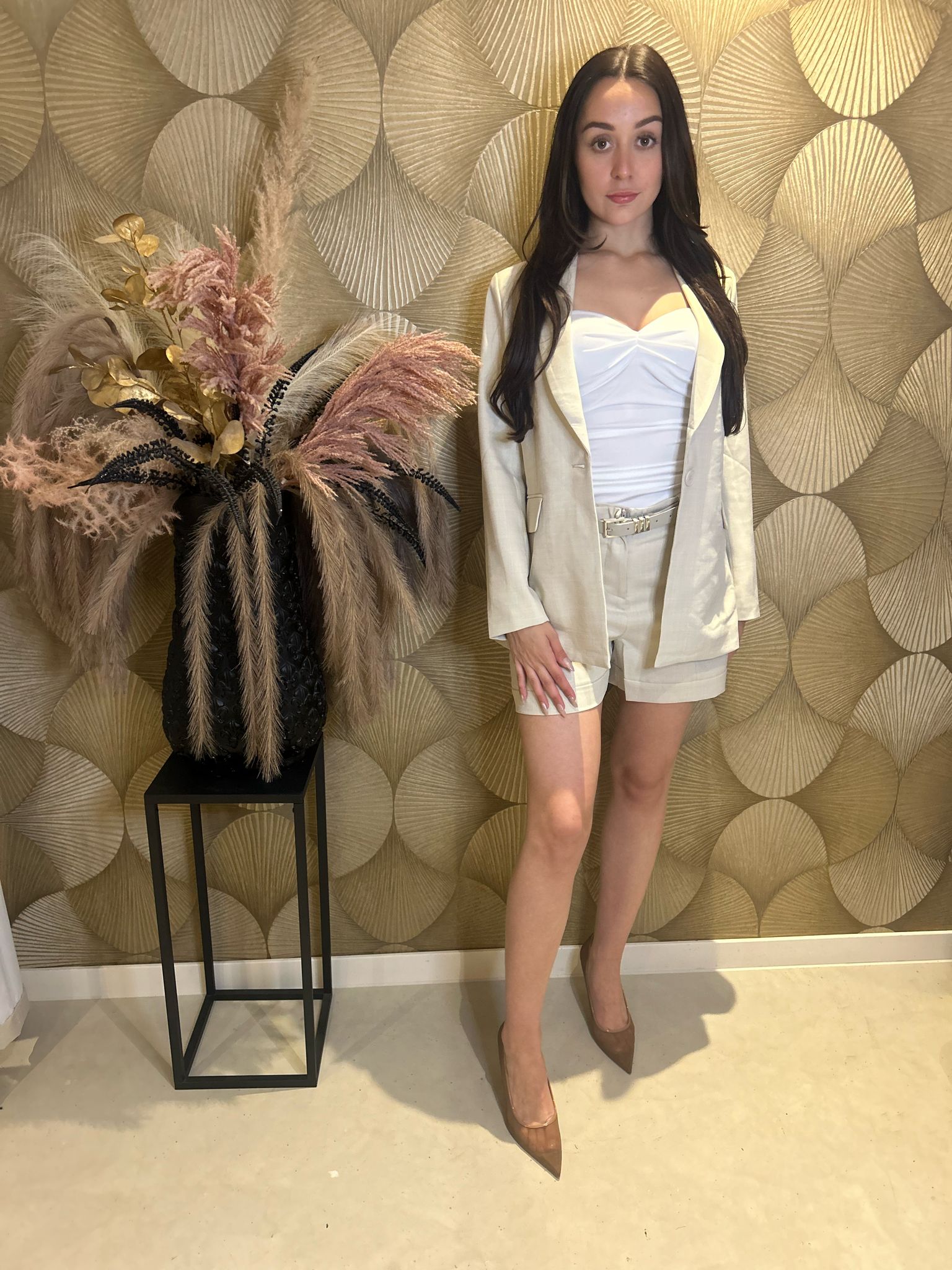 Lulu short beige