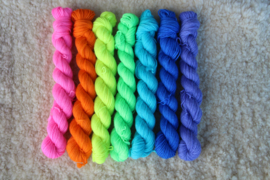 Felle Regenboog - Sok Draak