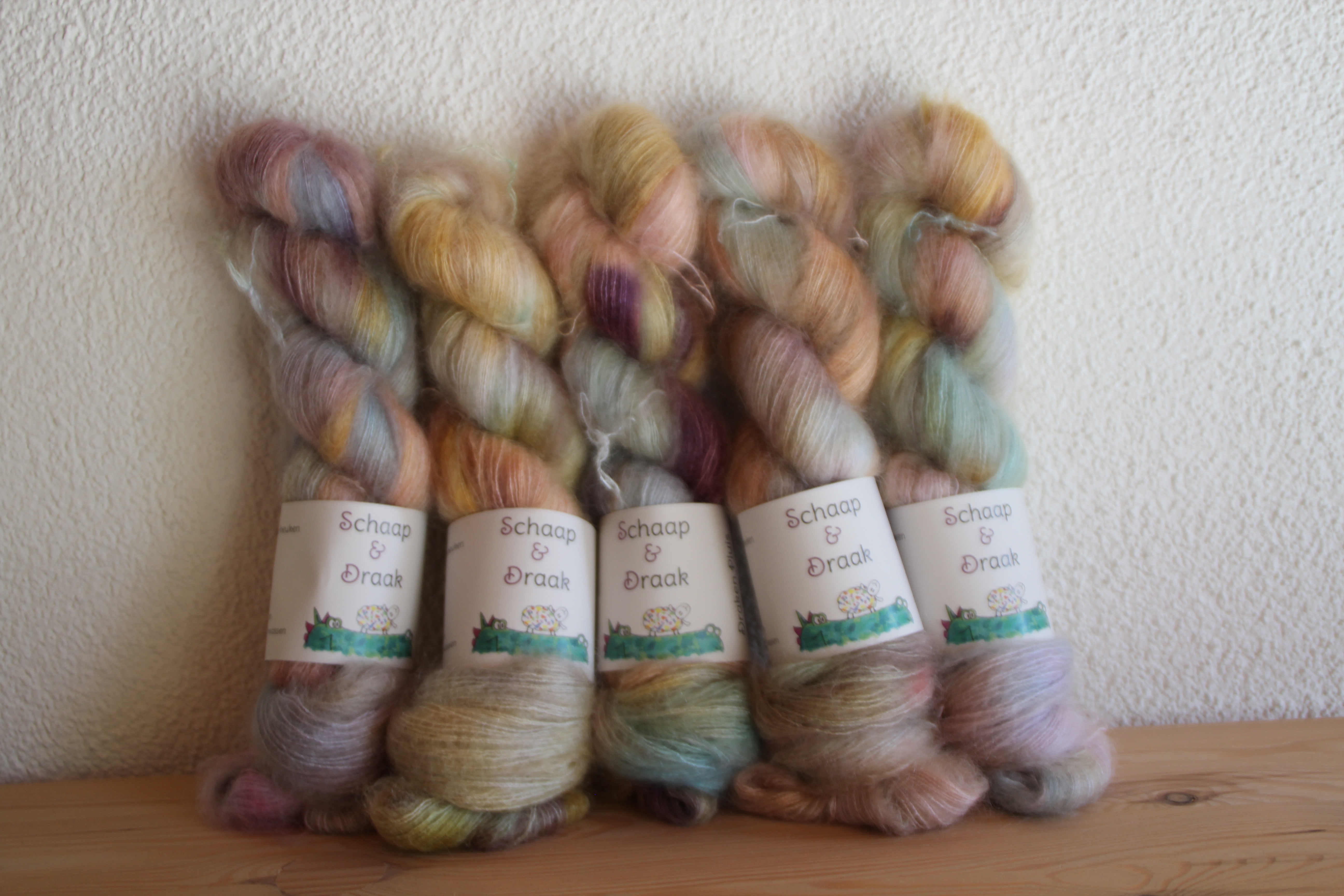 Draken Pluis - lace