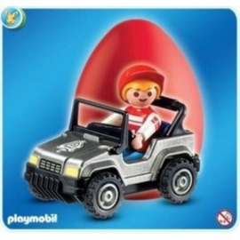 Playmobil 4918d - Rood Paasei, jongen met grijze auto