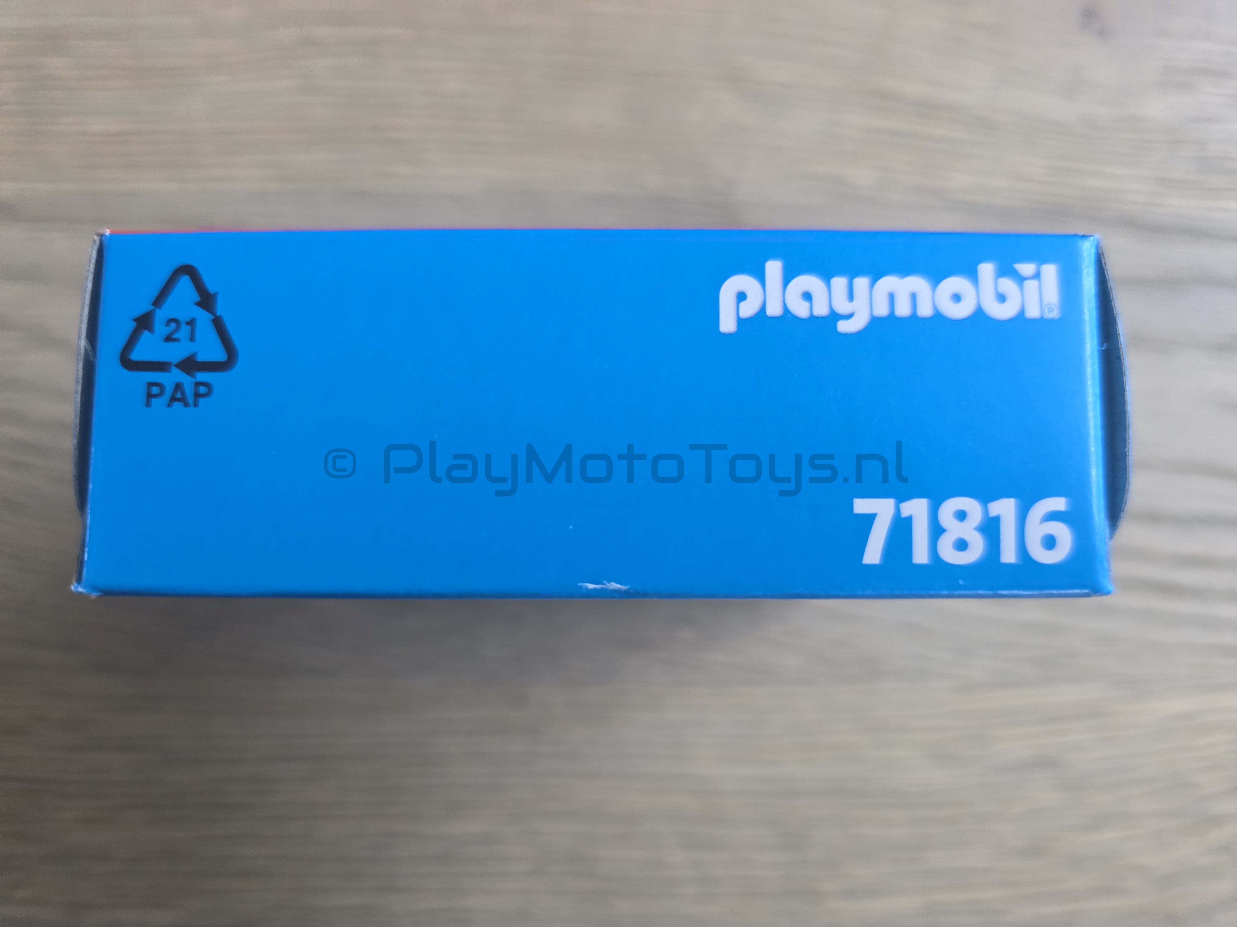 Playmobil 71816 - Kinder Schokolade Wandelaar met hazen - promo