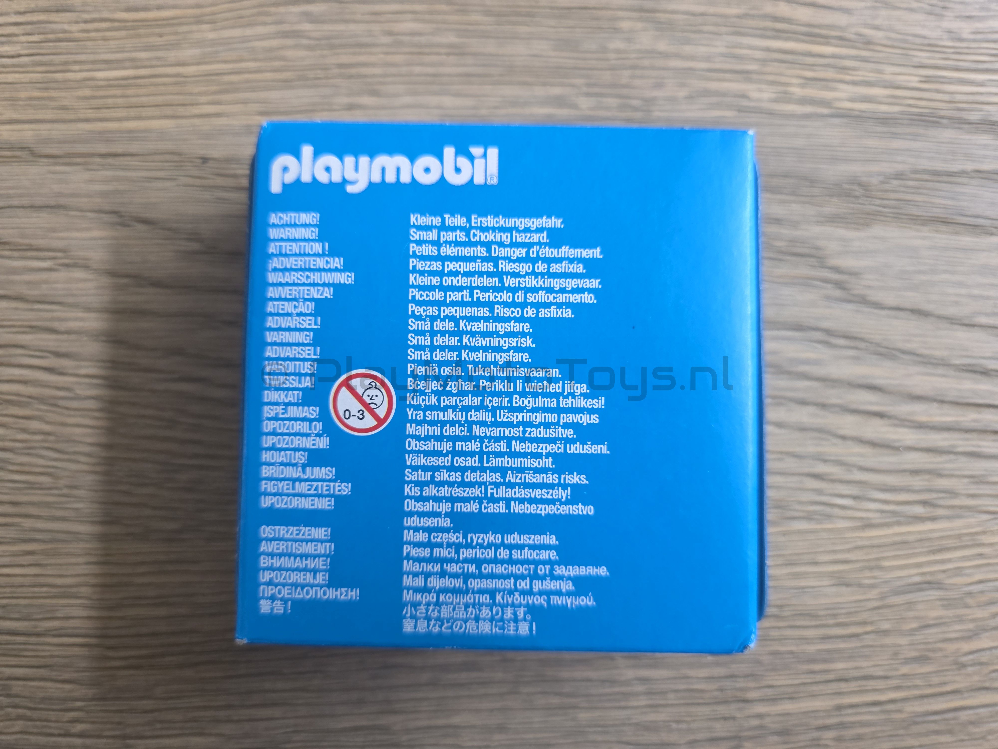 Playmobil 71818 - Kinder Schokolade Wandelaar met puppie - promo