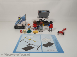 Playmobil 5262 - Vliegtuigtrap en vrachtafhandeling, gebruikt & compleet.