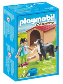 Playmobil 70136 - Meisje met Berner Sennen hond