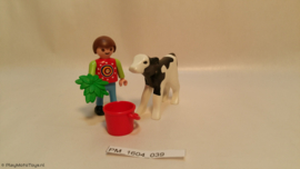 Playmobil 4624 - Jongen met kalf. 2e hands.