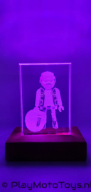 Avatar in Acrylglas tafelstandaard met houten voet, LED verlichting & powerbank, Medium