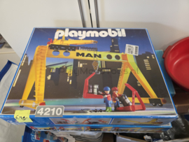 Playmobil 4210 - MAN Portaalkraan met handleiding (gebruikt)