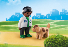 1.2.3. Playmobil 70407 - Dierenarts met hond