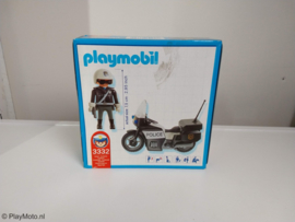 Playmobil 3332 - Police Motorcycle (USA Exclusive)