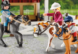 Playmobil 70325 - Paardenbox met paardentrailer Exclusive