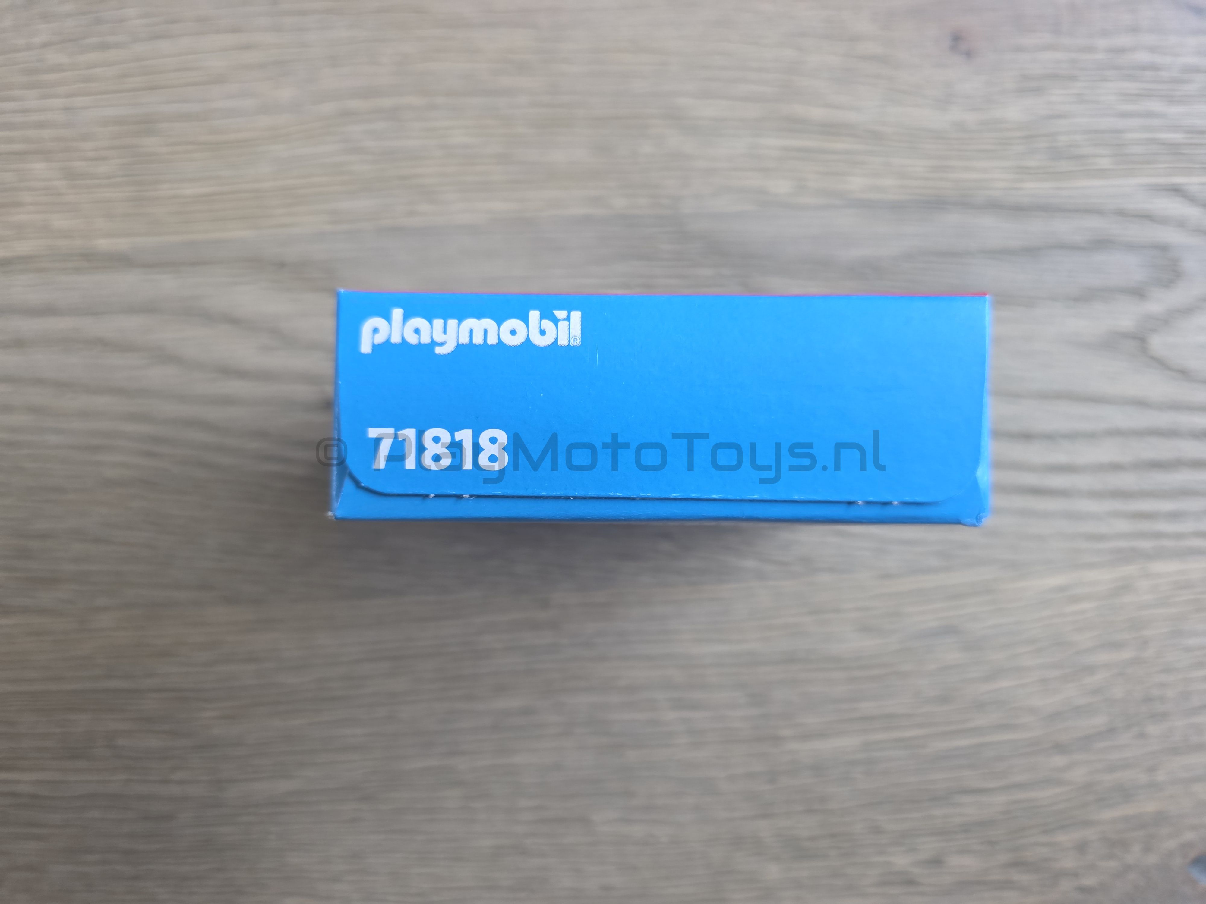 Playmobil 71818 - Kinder Schokolade Wandelaar met puppie - promo